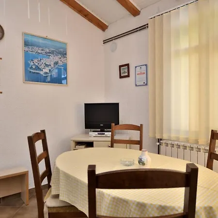 Luna Appartement *